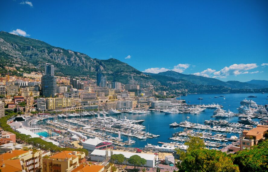 Monaco yachts victor he
