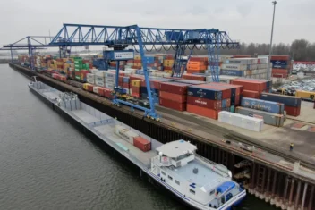 2025 01 20 press release rhenus hydrogen barges green award (c) contargo